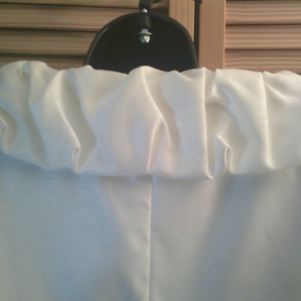 Two-Piece Suit - Picture 4 of 5